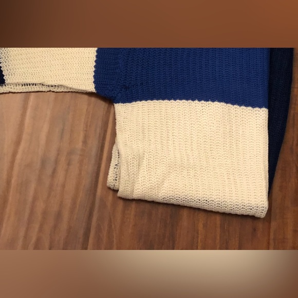 Blue Color Block Sweater - Picture 7 of 9